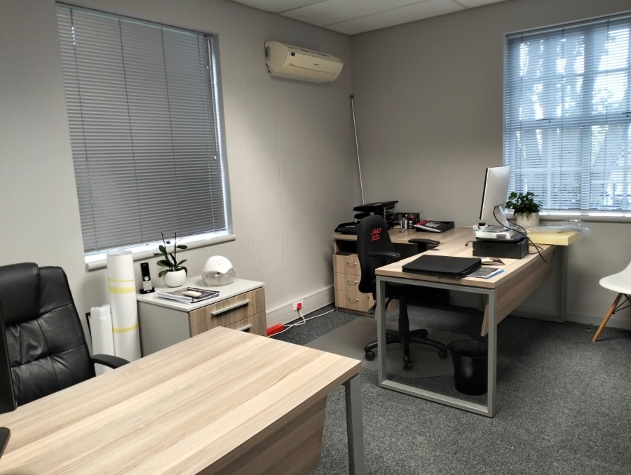 Commercial Property for Sale in Door De Kraal Western Cape